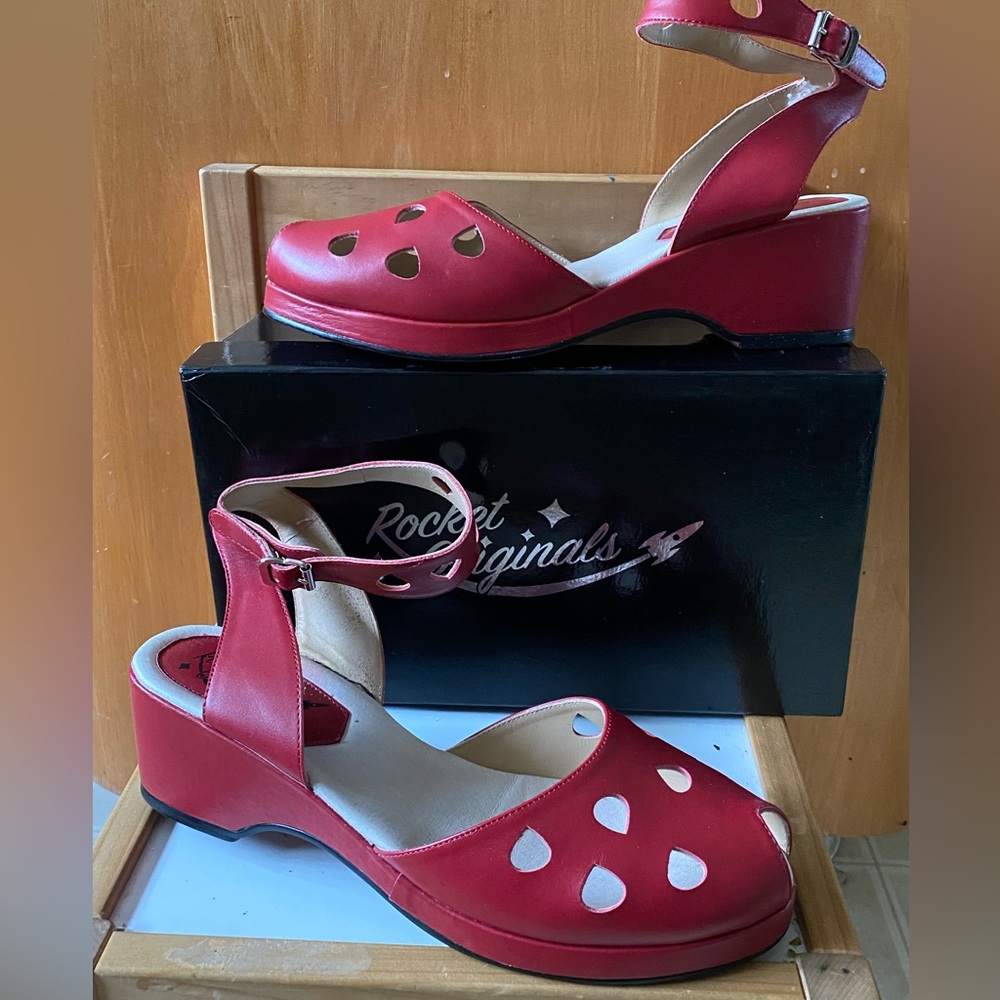 Rocket Originals- Red- Size 9